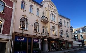 Grand Hotel Honefoss